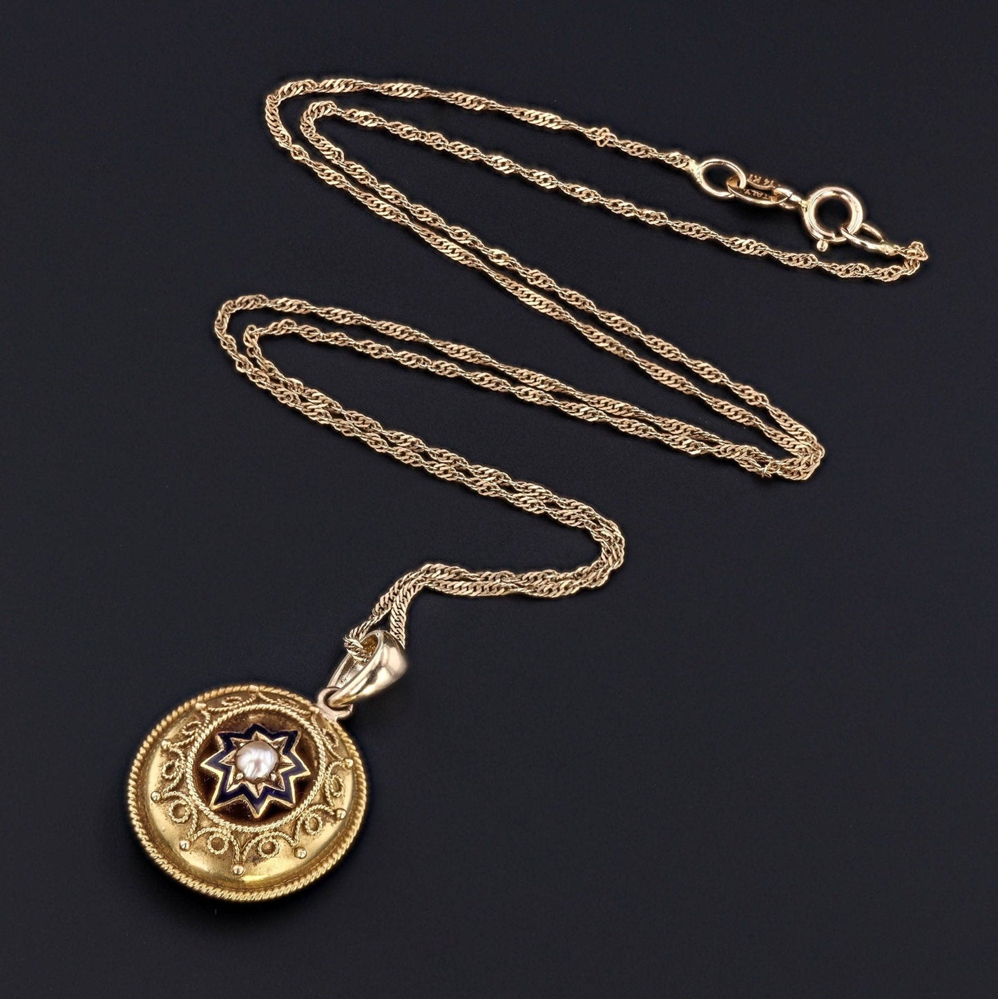 14k Gold Star Pendant | Victorian Star Pendant