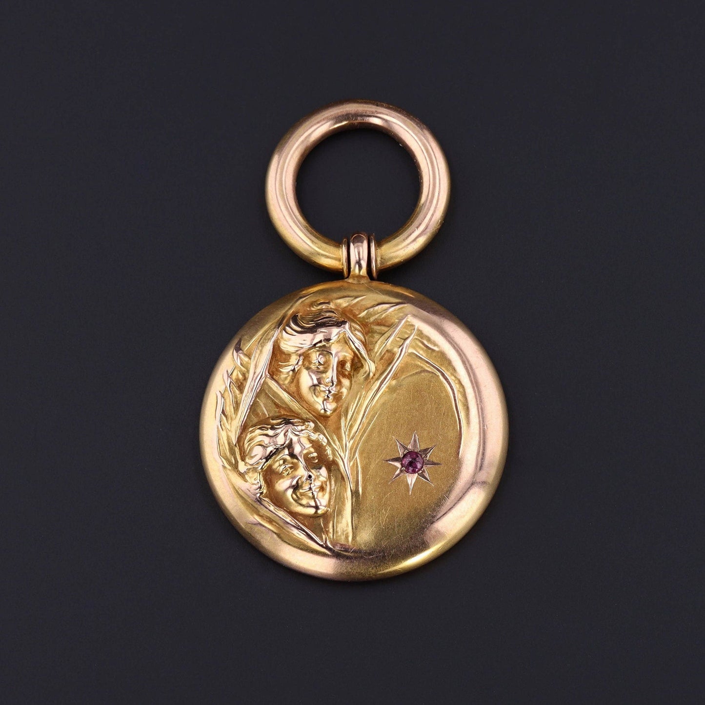 10k Gold Pendant | Antique Sisters Pendant